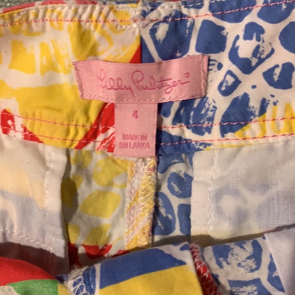 Lilly Pulitzer Shorts - Picture 2 of 9